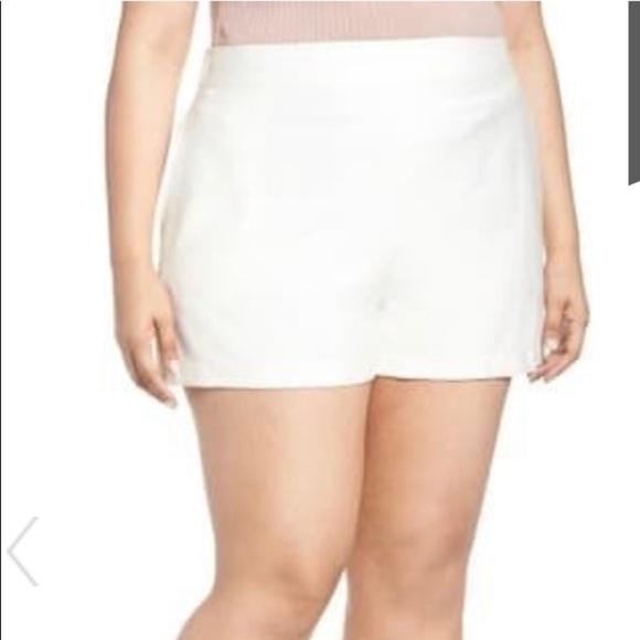 Leith White Ivory High Waisted Shorts Nordstrom - Picture 1 of 9